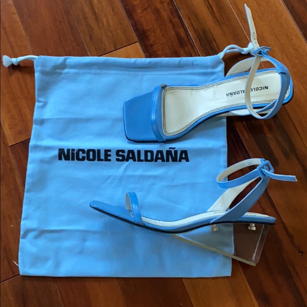 ♦️SOLD Nicole Saldana blue PVC sandals Alyssa - Picture 3 of 8